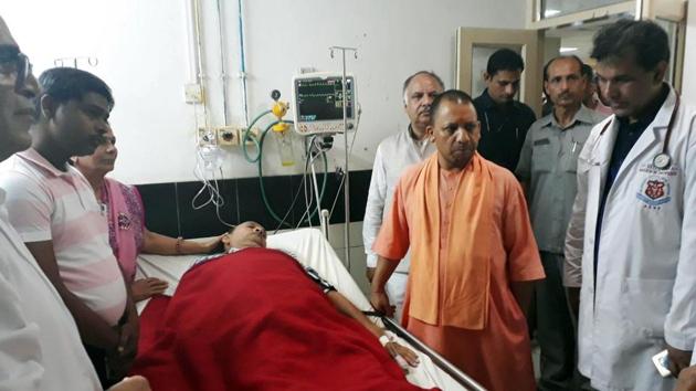 The CM announced an ex-gratia of Rs 2 lakh to the family of those who lost their lives in the fire. (HT Photo) The CM announced an ex-gratia of Rs 2 lakh to the family of those who lost their lives in the fire. (HT Photo)