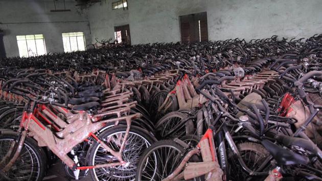 Bicycles that are supposed to be distributed to students of civic schools are lying unused at PCMC’s Nehrunagar godown. (HT PHOTO) Bicycles that are supposed to be distributed to students of civic schools are lying unused at PCMC’s Nehrunagar godown. (HT PHOTO)