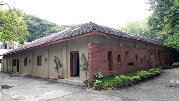 Officials at Papertells informed that scientist KB Joshi joined hands with the Father of the Nation, Mahatma Gandhi, to introduce the method of paper making out of waste material. (HT PHOTO) Officials at Papertells informed that scientist KB Joshi joined hands with the Father of the Nation, Mahatma Gandhi, to introduce the method of paper making out of waste material. (HT PHOTO)