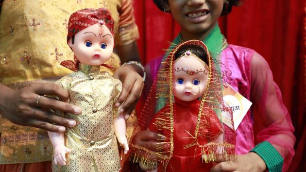 The bride and the groom after tying the knot. (Rahul Raut/HT PHOTO) 