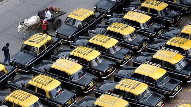 The Maharashtra government has given the nod to use battery-powered electric vehicles as black-and-yellow taxis and autorickshaws in the Mumbai Metropolitan Region (MMR).(File)