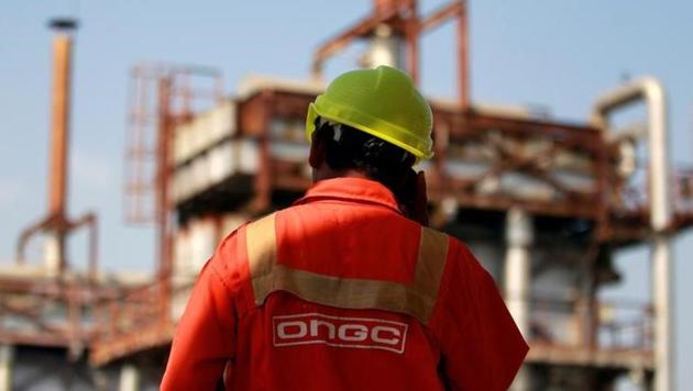 A technician is pictured inside a desalter plant of Oil and Natural Gas Corp (ONGC) on the outskirts of Ahmedabad.(Reuters) A technician is pictured inside a desalter plant of Oil and Natural Gas Corp (ONGC) on the outskirts of Ahmedabad.(Reuters)