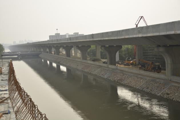 Hindon canal where the student drowned. (Sakib Ali/HT PHOTO) Hindon canal where the student drowned. (Sakib Ali/HT PHOTO)