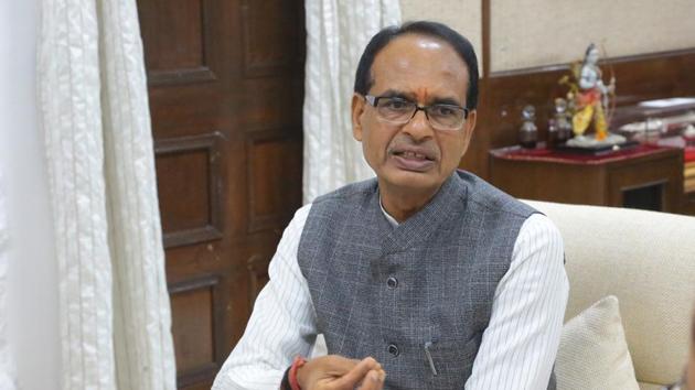 Madhya Pradesh chief minister Shivraj Singh Chouhan announced that the compensation will be given to soldiers who have died in the line of duty.(HT File Photo)