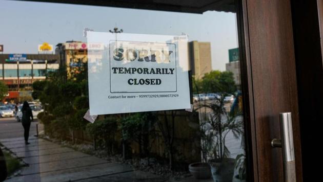 The sale of beer has been down by 17.68% while that of wine has witnessed fall of around 21%. (HT FILE PHOTO) The sale of beer has been down by 17.68% while that of wine has witnessed fall of around 21%. (HT FILE PHOTO)
