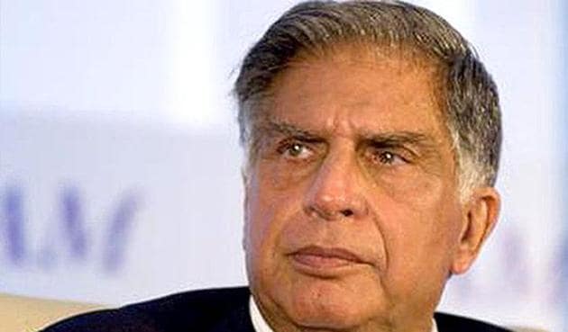 Ratan Tata had in 2013 said Tata group would be interested in buying a stake in Air India if the government were to privatise the airline.(HT Archive)