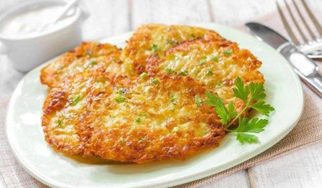 Warm polenta pie comes to us via Zambia and has all the comfort food qualities of the bhajiya, with fewer carbs and calories.(Photo courtesy The Orchid Hotel)