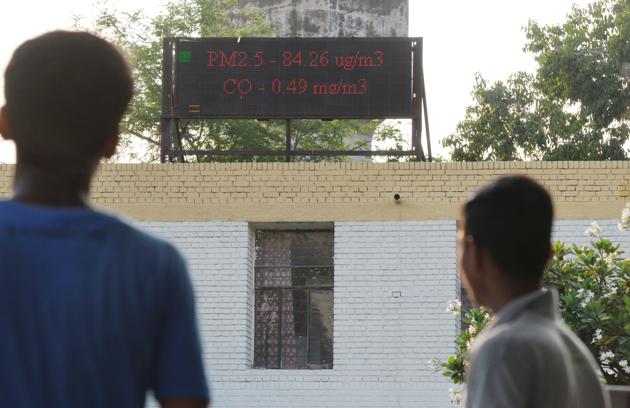 Since July 14, the air quality index hasn’t put out data on the extent of major air pollutants that could present a clearer picture on the city’s air quality. (Parveen Kumar/HT PHOTO) Since July 14, the air quality index hasn’t put out data on the extent of major air pollutants that could present a clearer picture on the city’s air quality. (Parveen Kumar/HT PHOTO)