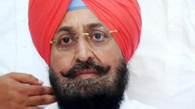 Bajwa said if media can reach there, why cannot parliamentarians. (HT Photo) Bajwa said if media can reach there, why cannot parliamentarians. (HT Photo)