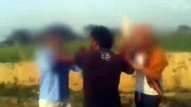A youth was allegedly assaulted and forced to eat excreta in Madhya Pradesh. (HT File Photo / Representational) A youth was allegedly assaulted and forced to eat excreta in Madhya Pradesh. (HT File Photo / Representational)