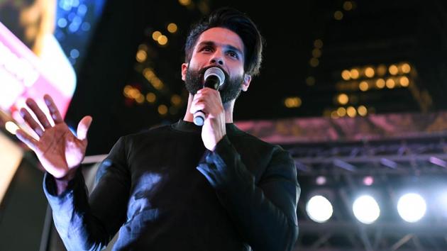 Shahid Kapoor speaks to fans during IIFA Stomp at Times Square on July 13, 2017. (AFP) Shahid Kapoor speaks to fans during IIFA Stomp at Times Square on July 13, 2017. (AFP)