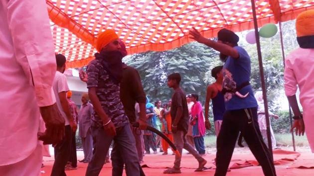 It was first face-off between Sikh radicals and dera followers after the Captain Amarinder Singh-led Congress government took over reins of the state. (HT Photo) It was first face-off between Sikh radicals and dera followers after the Captain Amarinder Singh-led Congress government took over reins of the state. (HT Photo)