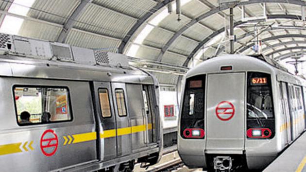 Delhi Metro employees had been holding demonstrations at various platforms to raise their demands.(HT File Photo)