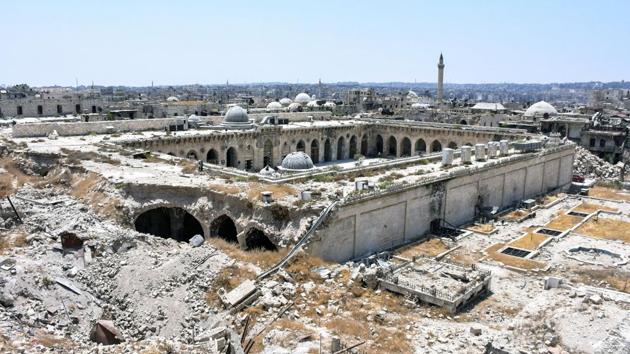 Northern Syrian city of Aleppo, which was recaptured by government forces in December 2016, shows a general view of the destruction at the site of the ancient Great Umayyad Mosque in the old city. (George OURFALIAN / AFP) Northern Syrian city of Aleppo, which was recaptured by government forces in December 2016, shows a general view of the destruction at the site of the ancient Great Umayyad Mosque in the old city. (George OURFALIAN / AFP)