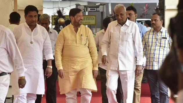 The Opposition will also slam the state for poor implementation of the initial Rs10,000 as kharif loan promised to all farmers (anshuman poyrekar/ht photo) The Opposition will also slam the state for poor implementation of the initial Rs10,000 as kharif loan promised to all farmers (anshuman poyrekar/ht photo)