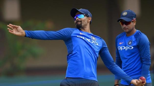 Ravindra Jadeja (L) and Kuldeep Yadav are the two other spinners in the Indian squad against Sri Lanka. (AFP) 