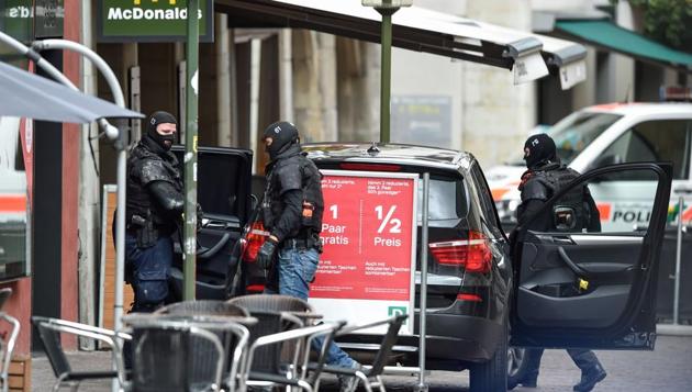 Swiss police are seen in the old quarter of Schaffhausen, northern Switzerland on July 24, 2017, after a man armed with a chainsaw injured at least five people in an attack. (AFP) Swiss police are seen in the old quarter of Schaffhausen, northern Switzerland on July 24, 2017, after a man armed with a chainsaw injured at least five people in an attack. (AFP)