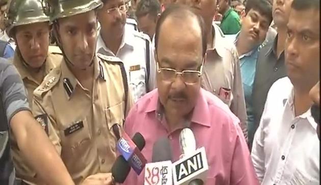 Kolkata mayor Sovan Chatterjee at the site of the building collapse on Tuesday. (ANI Twitter) Kolkata mayor Sovan Chatterjee at the site of the building collapse on Tuesday. (ANI Twitter)