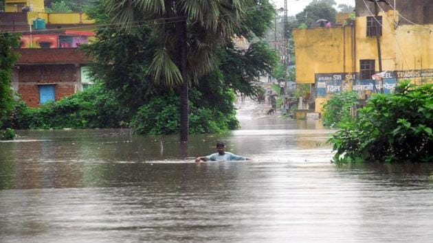 Water-logging at Bagbera locality in Jamshedur (Manoj Kumar/ HT Photo) Water-logging at Bagbera locality in Jamshedur (Manoj Kumar/ HT Photo)