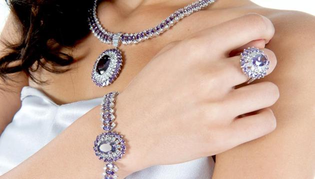 Maintain the lustre of fashion jewellery by keeping it clean and dry. (Shutterstock) Maintain the lustre of fashion jewellery by keeping it clean and dry. (Shutterstock)