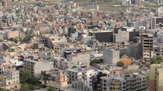 Choked sewage system, lack of a proper drainage network, narrow roads, unsafe residential structures and thickly populated pockets are common characteristics of all Noida villages. (Sunil Ghosh/HT Photo) Choked sewage system, lack of a proper drainage network, narrow roads, unsafe residential structures and thickly populated pockets are common characteristics of all Noida villages. (Sunil Ghosh/HT Photo)