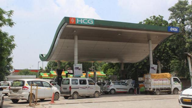 The price has been revised for the first time this financial year and the company said it will not have much impact on the per kilometre running cost of CNG vehicles. (Rahul Grover/HT File) The price has been revised for the first time this financial year and the company said it will not have much impact on the per kilometre running cost of CNG vehicles. (Rahul Grover/HT File)