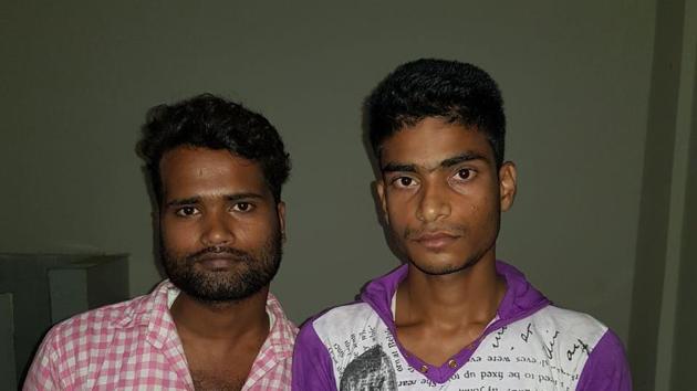 Those arrested men were Mohammad Manouar, 26, and Mohammad Shahid Alam, both from Bihar’s Munger, which is known for manufacture and supply of illegal firearms for years. Those arrested men were Mohammad Manouar, 26, and Mohammad Shahid Alam, both from Bihar’s Munger, which is known for manufacture and supply of illegal firearms for years.