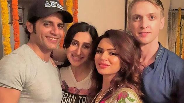 Aashka Goradia and Brent Goble will marry in December. (Instagram) Aashka Goradia and Brent Goble will marry in December. (Instagram)