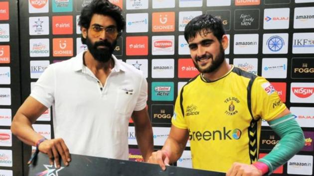 Rahul Chaudhari (R) was the star performer for Telugu Titans in their 32-27 win over Tamil Thalaivas in the opening game of 2017 Pro Kabaddi League. (ProKabaddi.com) Rahul Chaudhari (R) was the star performer for Telugu Titans in their 32-27 win over Tamil Thalaivas in the opening game of 2017 Pro Kabaddi League. (ProKabaddi.com)