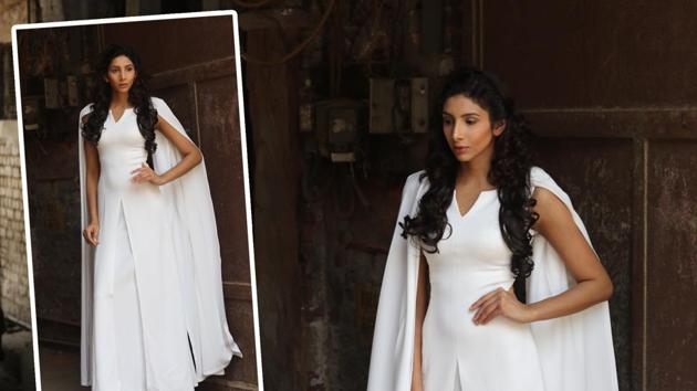The uplifting Daenerys Targaryen in her pristine white cape gown by Deepa Sondhi turned out to be quite an inspiration for Delhi stylistas. At one point, girls stopped her to tell her that they wanted a gown exactly like her for their wedding. (Photo: shara ashraf/ht; styling: shara ashraf & akshay kaushal)