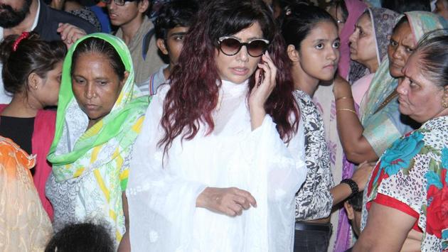 Actor Tina Ghai also attended the funeral. (Photo: Pramod Thakur/HT) 