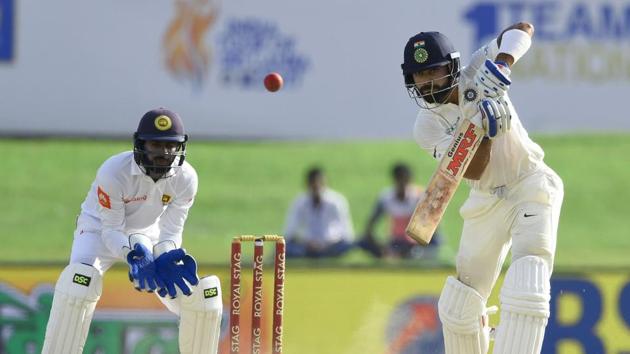 Live streaming and live cricket score of Sri Lanka vs India, 1st Test, Galle, Day 3 was available online. Virat Kohli’s 75* and Abhinav Mukund’s 81 helped India extend their lead to 498 at stumps on day 3 of the Galle Test between India vs Sri Lanka.(AFP)