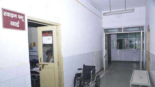 According to officials, the National Centre for Disease Control (NCDC) confirmed that the samples of the deceased tested positive for swine flu.(Sakib Ali/HT Photo)