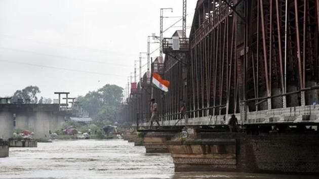 The evacuated people were shifted to flood shelters, schools and other public buildings. (Representative Photo) The evacuated people were shifted to flood shelters, schools and other public buildings. (Representative Photo)