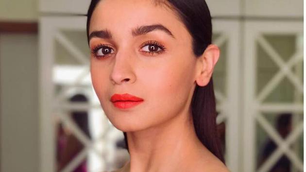 Alia Bhatt won the Best Actress Award. (Instagram) Alia Bhatt won the Best Actress Award. (Instagram)