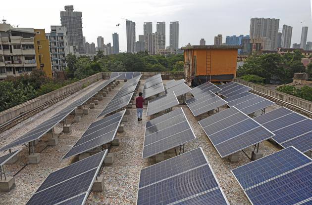 Solar panels installed atop Sheth Motisha Jain Temple in Byculla.(Satyabrata Tripathy)