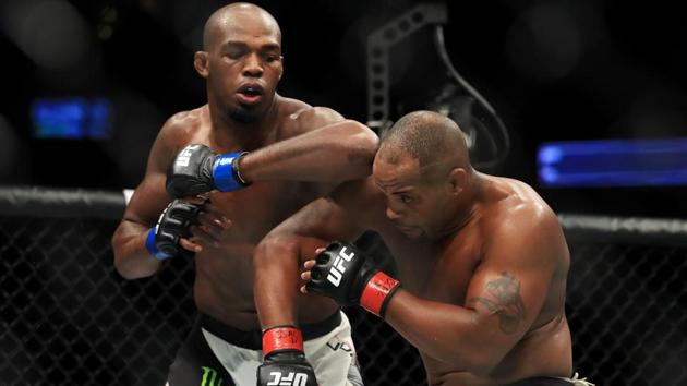 Jon Jones elbows Daniel Cormier during the UFC 214 event at Honda Center on July 29, 2017 in Anaheim, California.(AFP) Jon Jones elbows Daniel Cormier during the UFC 214 event at Honda Center on July 29, 2017 in Anaheim, California.(AFP)