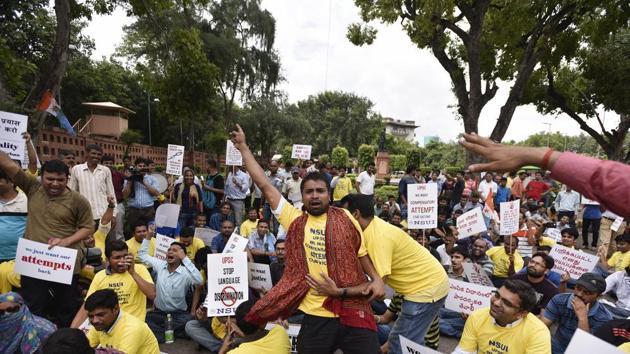 NSUI and UPSC aspirants protest and demand transparency in UPSC prelims at Raisina Road in New Delhi on Monday, July 24, 2017. (Ravi Choudhary/HT PHOTO) NSUI and UPSC aspirants protest and demand transparency in UPSC prelims at Raisina Road in New Delhi on Monday, July 24, 2017. (Ravi Choudhary/HT PHOTO)