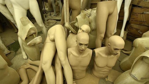 With the price of mannequins going into the tens of thousands, Indian manufacturers also face the dilemma of seeing their creations subject to intensive use by the retailers. Where foreign markets refresh mannequins on a seasonal basis, those in India undergo years of wear and tear, often viewed simply as a tool to drape clothes on and not a work of labour and art. Retailers would rather have mannequins given a fresh coat of paint instead of commissioning a fresh piece. (Raj K Raj / HT Photo) With the price of mannequins going into the tens of thousands, Indian manufacturers also face the dilemma of seeing their creations subject to intensive use by the retailers. Where foreign markets refresh mannequins on a seasonal basis, those in India undergo years of wear and tear, often viewed simply as a tool to drape clothes on and not a work of labour and art. Retailers would rather have mannequins given a fresh coat of paint instead of commissioning a fresh piece. (Raj K Raj / HT Photo)