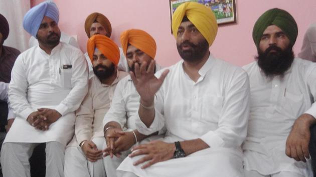 Khaira said that he had spoken to Punjab DGP Suresh Arora and Rupnagar SSP over the issue. (HT Photo) Khaira said that he had spoken to Punjab DGP Suresh Arora and Rupnagar SSP over the issue. (HT Photo)
