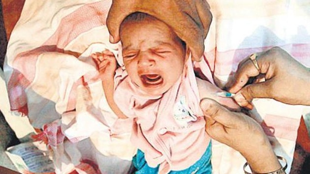 Under Mission Indradhanush babies and pregnant women are protected against 12 vaccine preventable diseases (Reuters File photo) Under Mission Indradhanush babies and pregnant women are protected against 12 vaccine preventable diseases (Reuters File photo)