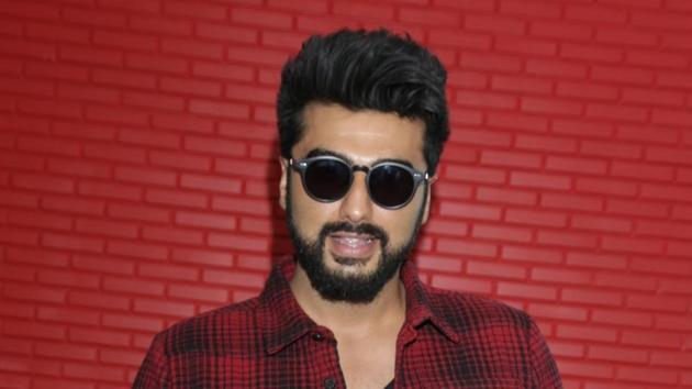 Mubarakan was strong at box office till Monday brought weekday woes for Arjun Kapoor, Anil Kapoor film. Mubarakan was strong at box office till Monday brought weekday woes for Arjun Kapoor, Anil Kapoor film.