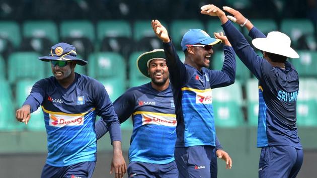 Sri Lankan fans will hope to see similar scenes at the end of the second Test at Colombo. (AFP)