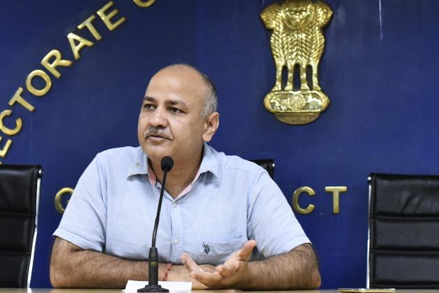 Addressing a press conference, Delhi deputy chief minister Manish Sisodia said any political rivalry with them should be kept aside when it comes to education of students.(Burhaan Kinu/HT FILE)