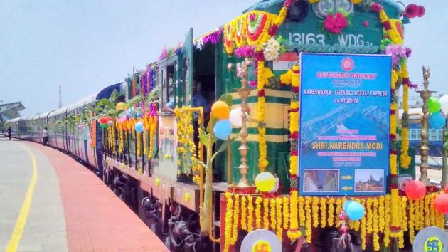 With hundreds of devotees travelling long distances to pay homage to their respective deities, PM Modi on July 27, 2017 flagged off a new express train, Shraddha Sethu Express, which connects the two important pilgrimage centres of Rameswaram and Ayodhya along a distance of 2921 km. (PTI)