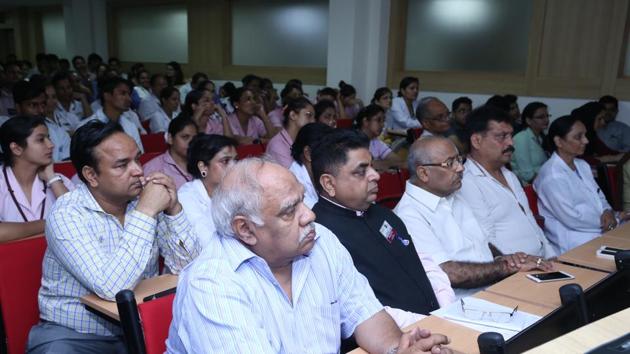 A seminar-cum-awareness programme was held at Sharda University. Medical students, teachers and hospital staff campaigned on the ill-effects of smoking. A seminar-cum-awareness programme was held at Sharda University. Medical students, teachers and hospital staff campaigned on the ill-effects of smoking.