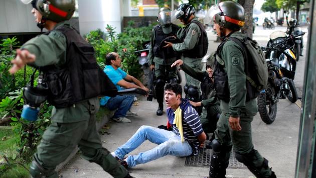 FILE PHOTO: A demonstrator is detained at a rally during a strike called to protest against Venezuelan President Nicolas Maduro's government in Caracas, Venezuela, July 27, 2017 . (REUTERS) FILE PHOTO: A demonstrator is detained at a rally during a strike called to protest against Venezuelan President Nicolas Maduro's government in Caracas, Venezuela, July 27, 2017 . (REUTERS)