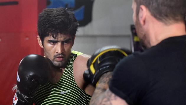 Vijender Singh wants to make India proud and beat Chinese boxer Zulpikar Maimaitiali. (PTI) Vijender Singh wants to make India proud and beat Chinese boxer Zulpikar Maimaitiali. (PTI)
