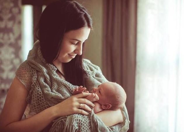 Global Breastfeeding Scorecard, after evaluating 194 nations, found that only 40% of children younger than six months are exclusively breastfed. Global Breastfeeding Scorecard, after evaluating 194 nations, found that only 40% of children younger than six months are exclusively breastfed.