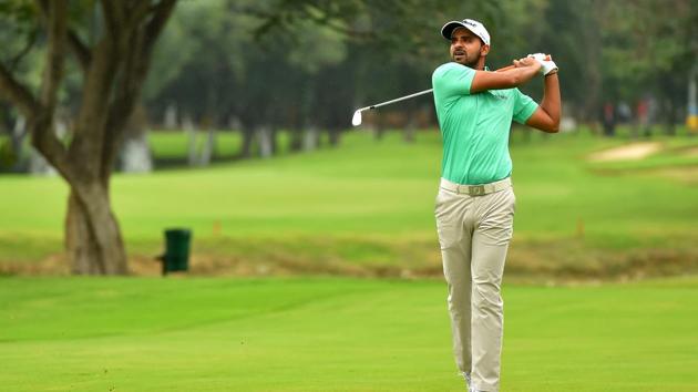 India’s Khalin Joshi is currently second at the Take Solutions Masters in Bangalore. (HT Photo) India’s Khalin Joshi is currently second at the Take Solutions Masters in Bangalore. (HT Photo)